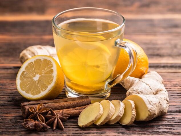Chá de gengibre com limão fortalece perfeitamente o sistema imunológico e a potência